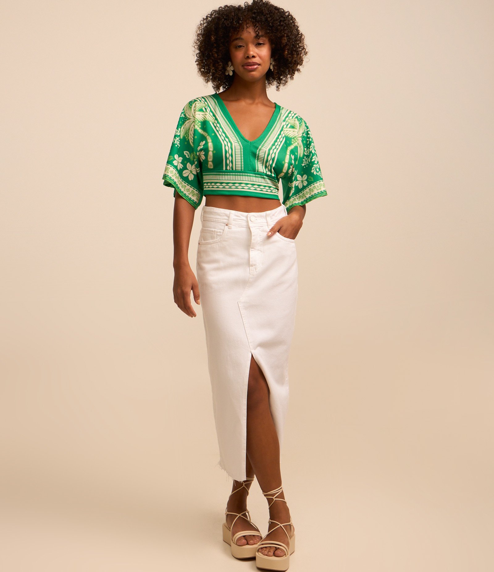 Blusa Cropped Texturizado com Estampa Floral Verde 2