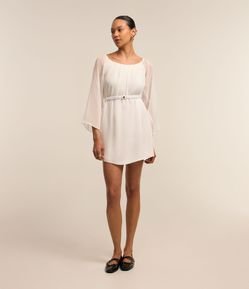 Vestido em Chiffon com Decote Ombro a Ombro e Cintura Marcada