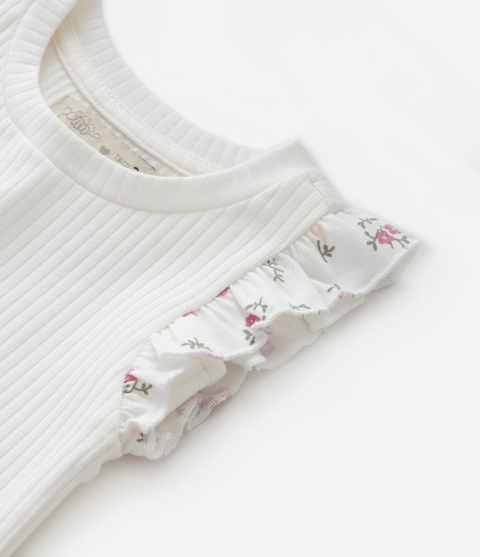 Regata Infantil em Ribana com Babadinho Floral - Tam 1 a 5 Anos Branco 4