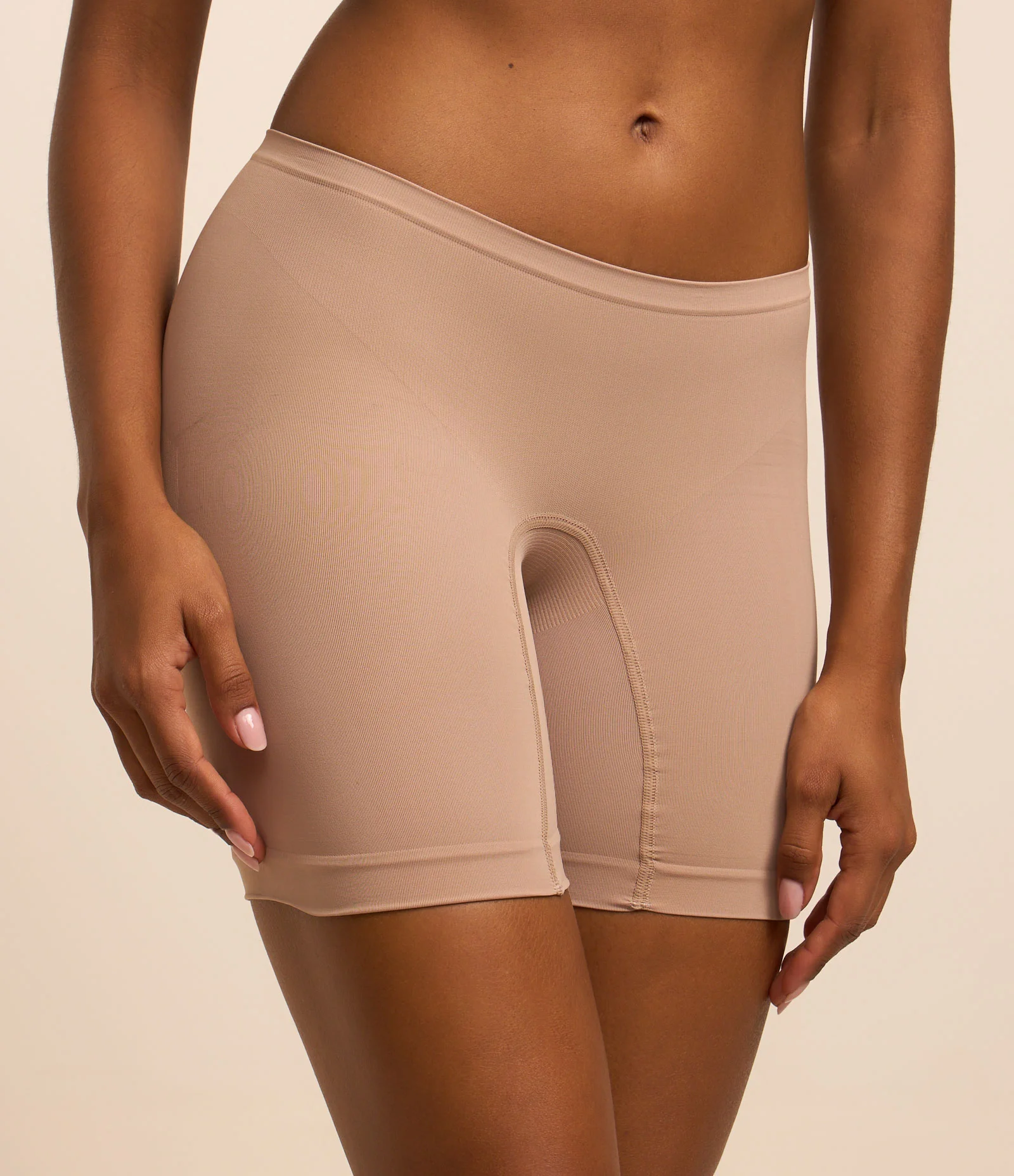 Bermuda Modeladora Super Conforto em Microfibra Seamless Plié Bege 1