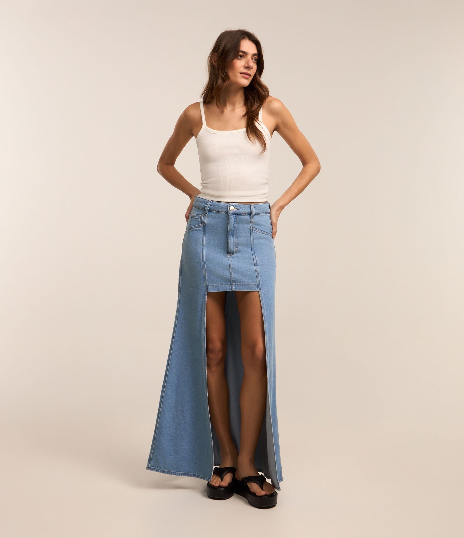 Saia Longa Jeans com Recorte Frontal Curto Azul 2