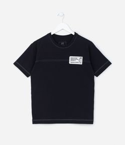 Camiseta Infantil com Etiqueta Bordada - Tam 5 a 14 Anos