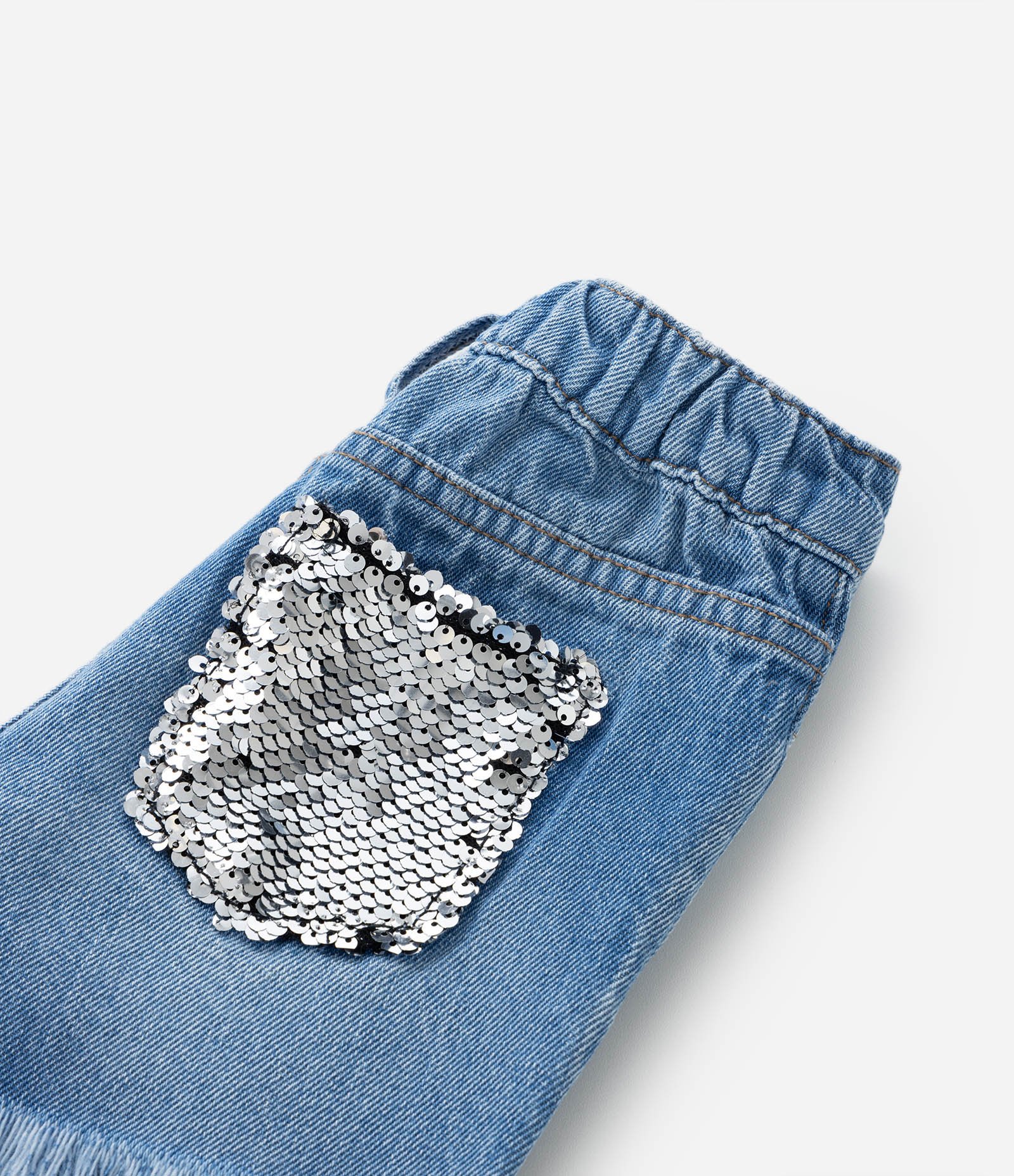 Short Infantil em Jeans com Bolso em Paetês - Tam 1 a 5 Anos Azul 6