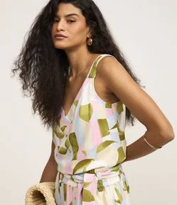 Blusa em Viscolinho com Estampa Geométrica