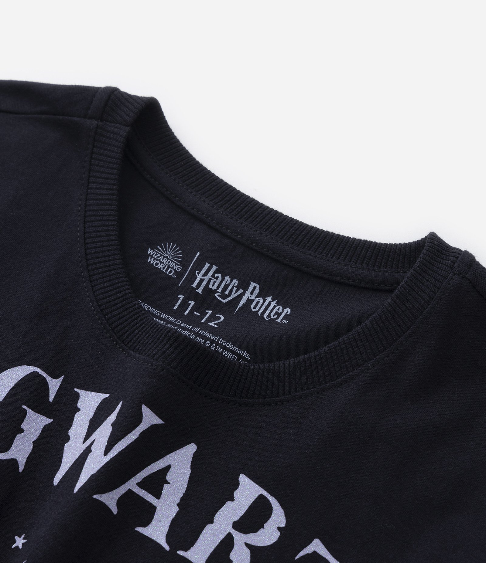 Camiseta Infantil com Estampa Hogwarts de Harry Potter - Tam 7 a 14 Anos Preto 5