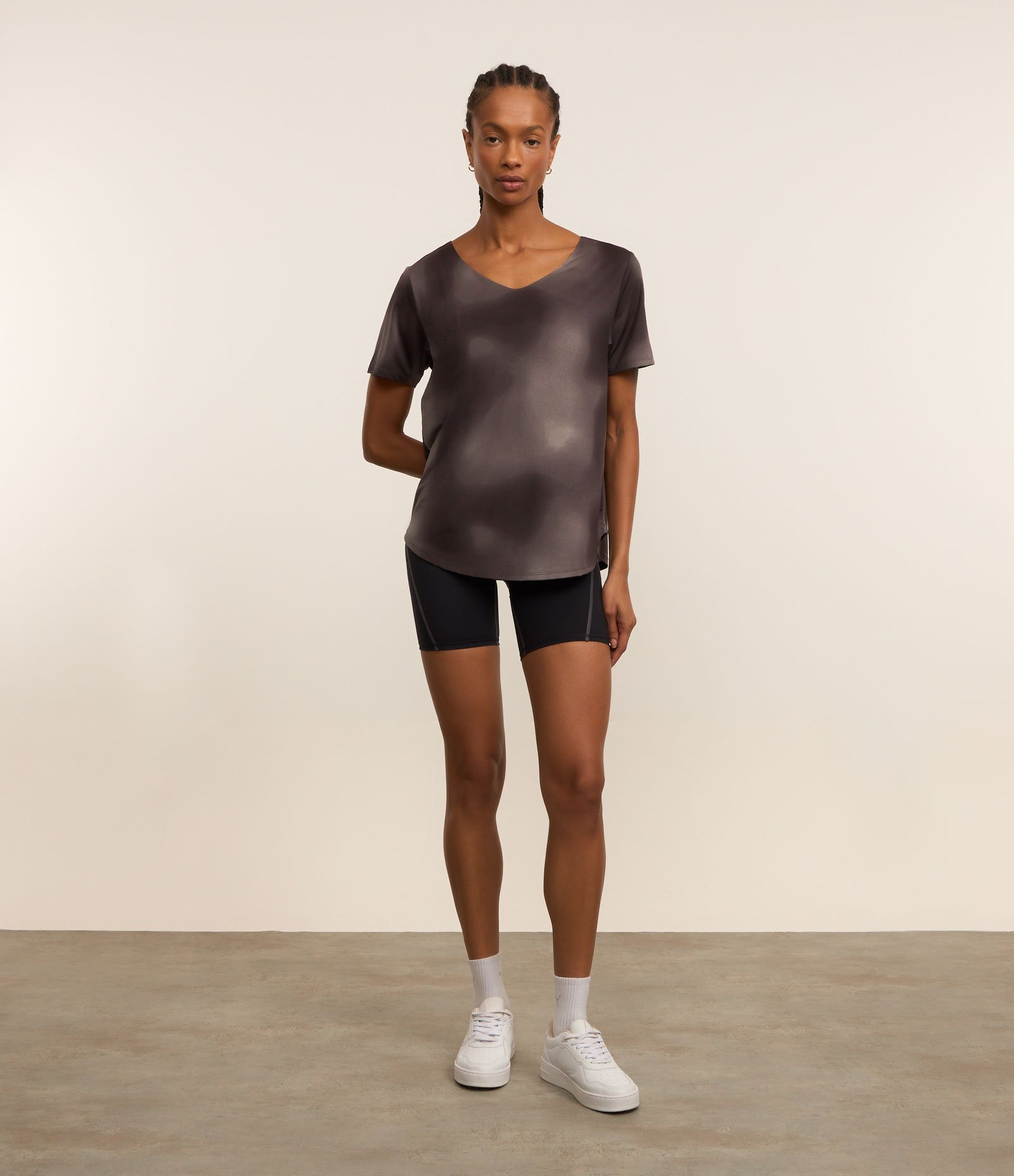 Camiseta em Microfibra Estampa Manchada Preto 2