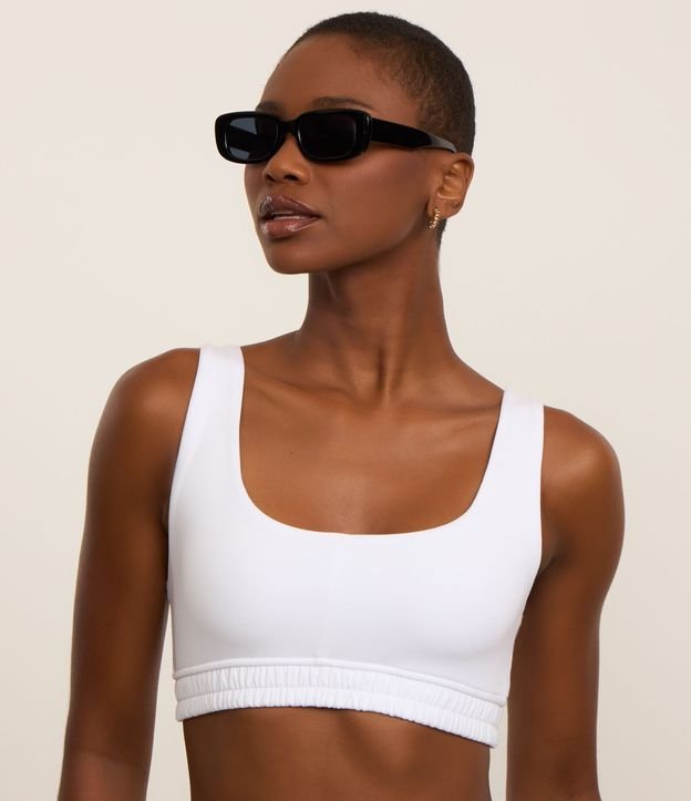 Top Esportivo Sem Bojo com Detalhe Franzido na Barra