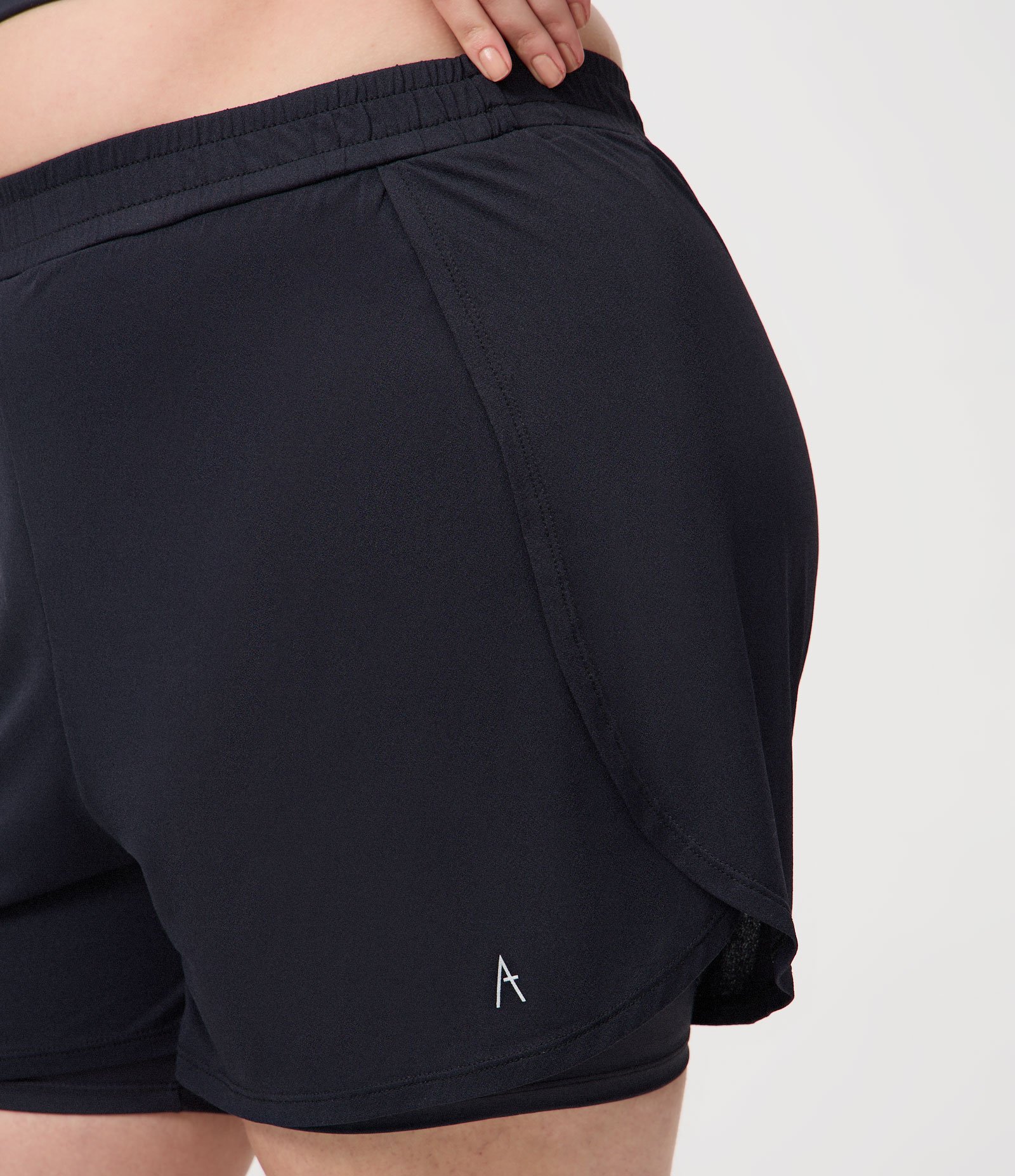 Short Runner Esportivo Bermuda Antiatrito Curve e Plus Size Preto 3