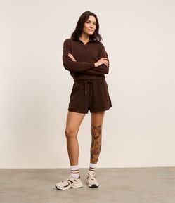 Bermuda Runner Esportiva com Amarração e Fenda Lateral