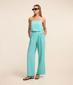 Calça Pantalona em Crepe com Cinto Elástico Afivelado