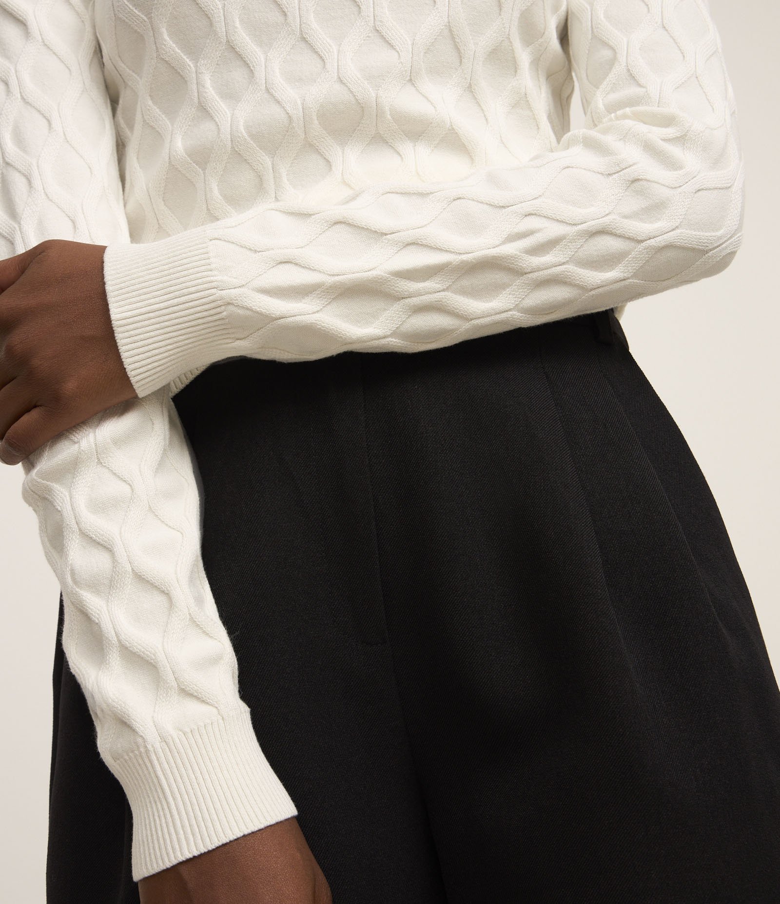 Blusa em Tricô com Ombreira e Textura Branco 3