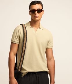 Camisa Polo Regular em Algodão com Textura
