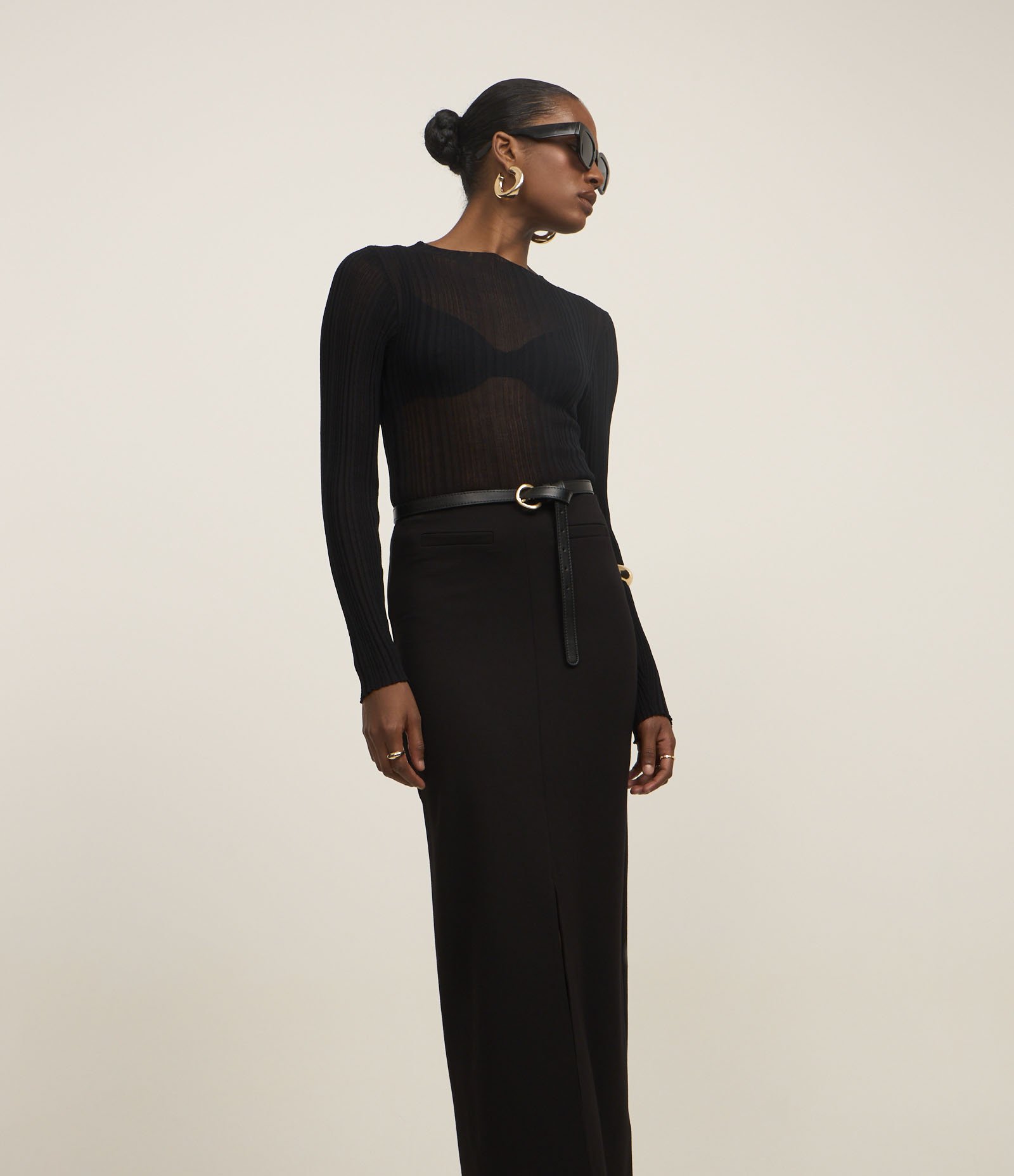 Saia New Midi em Ponto Roma com Fenda Frontal e Bolsos Embutidos Preto 5