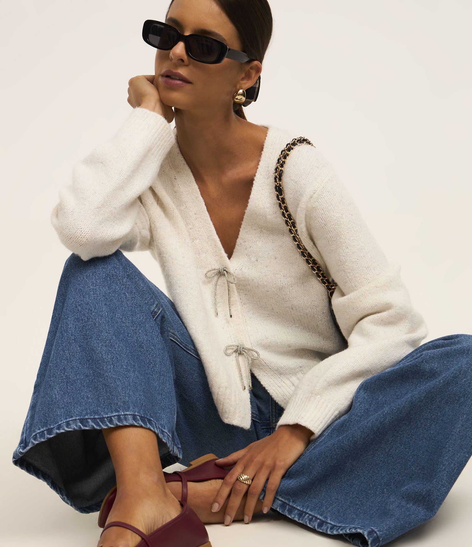 Cardigan em Tricô com Fechamento de Laços Branco 6