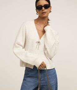 Cardigan em Tricô com Fechamento de Laços