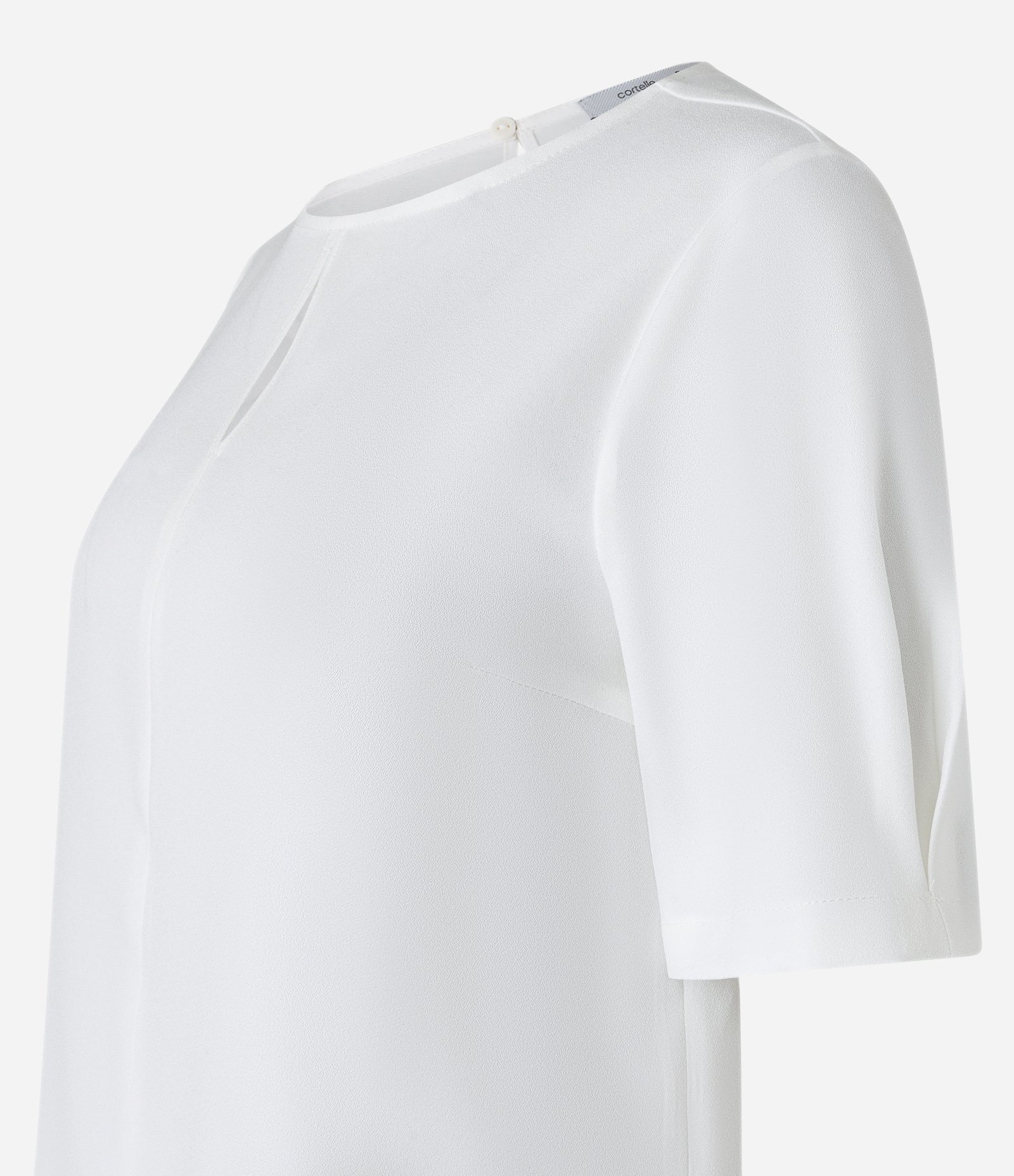 Blusa em Crepe com Vazado na Gola Redonda Branco 2