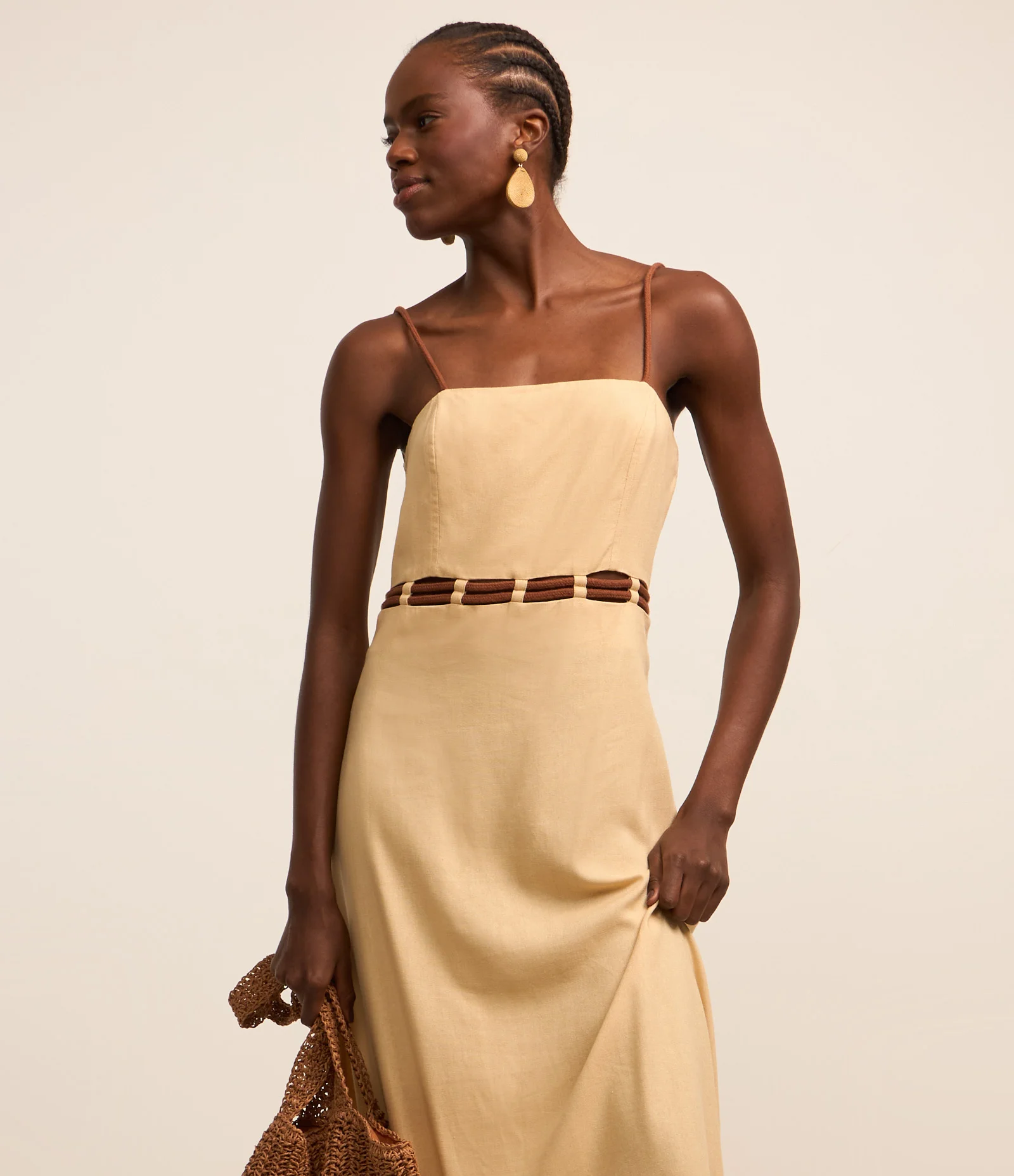 Vestido New Midi em Viscose e Linho e Cinto de Corda Bege 2