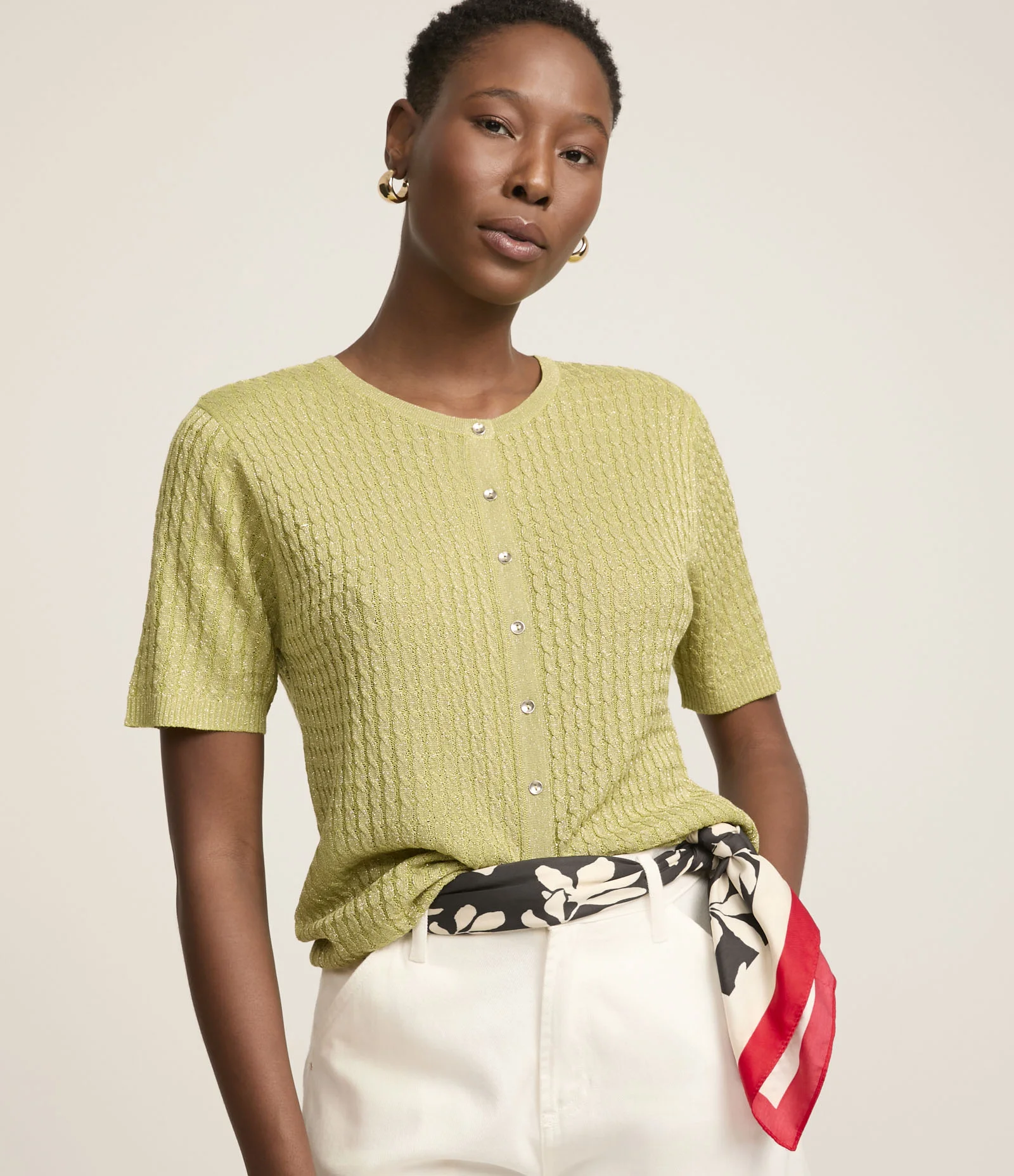 Blusa em Tricô Texturizado com Abotoamento Verde 1