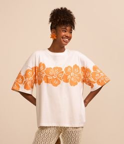 Camiseta T-shirt em Algodão com Floral Hawaii
