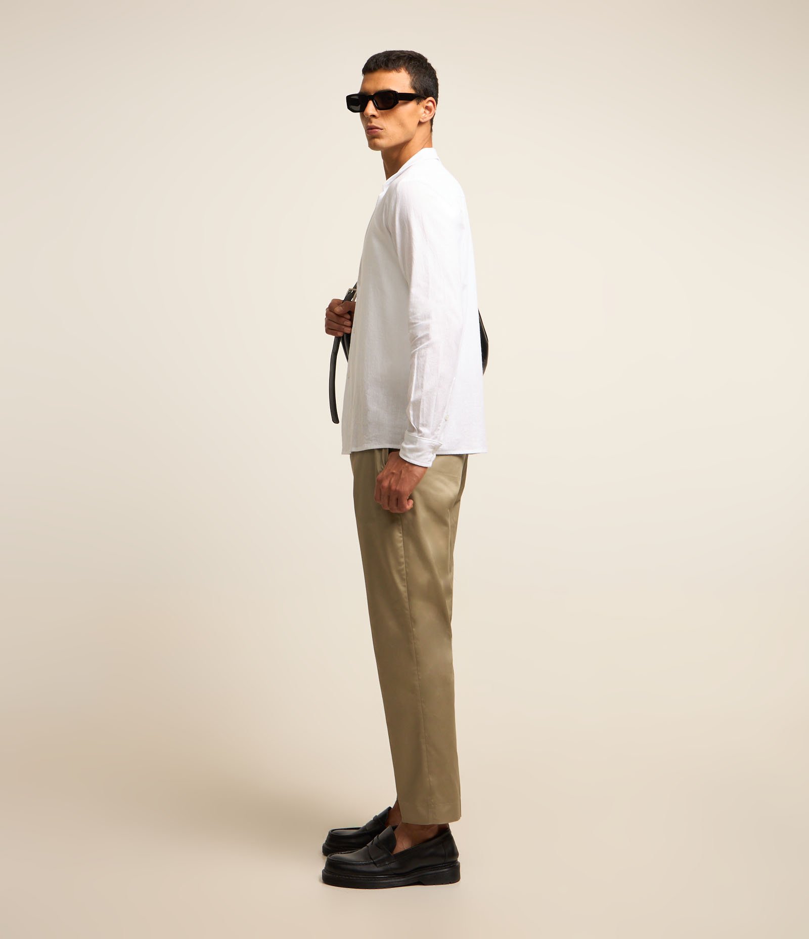 Camisa Regular em Viscolinho Gola com Lapela Branco 4