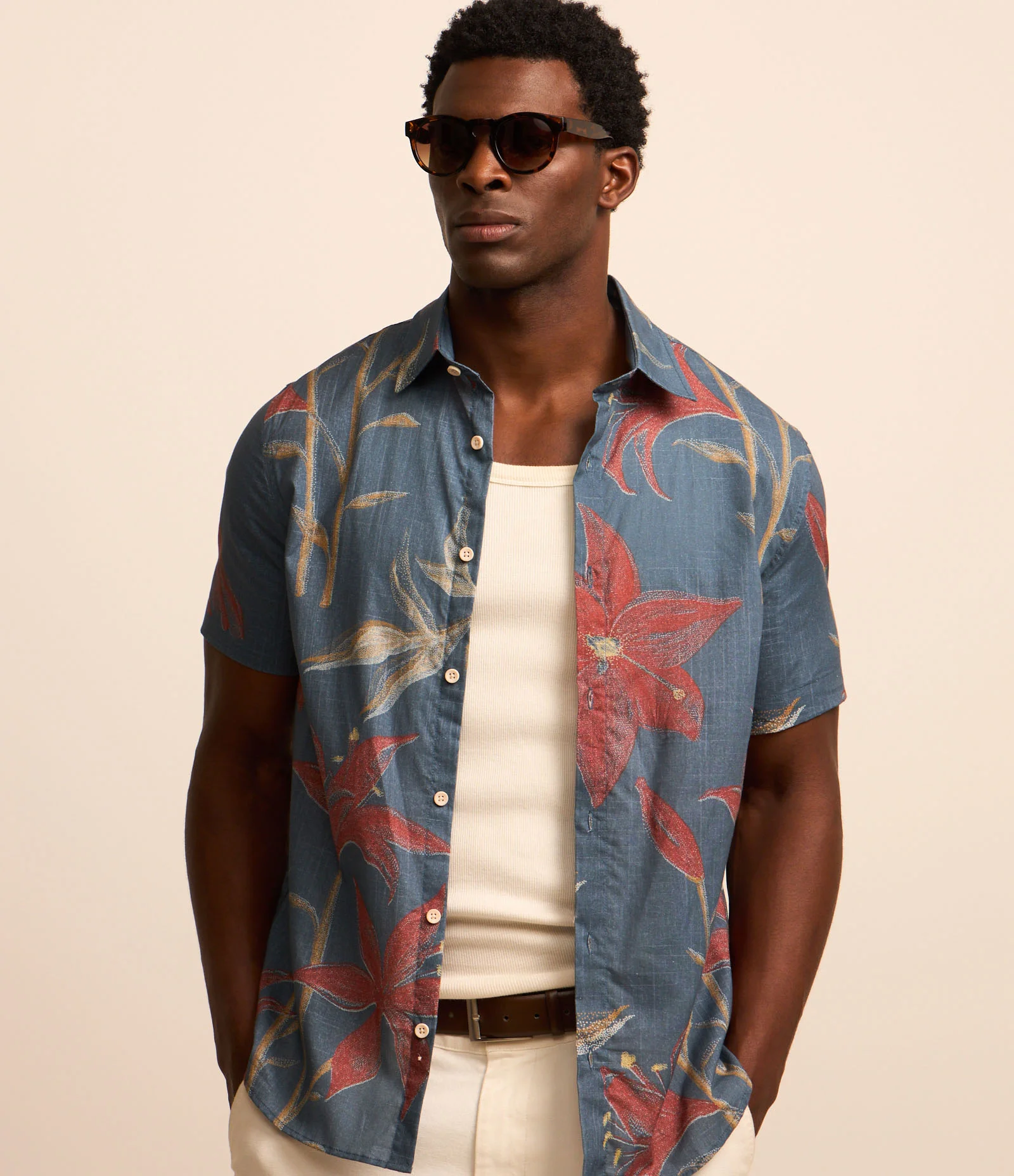 Camisa Regular em Voil com Estampa Pontilhada Floral Azul 1