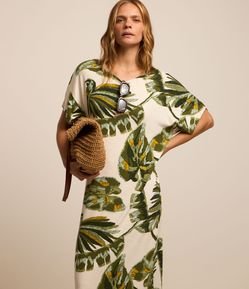 Vestido Reto Midi em Viscose com Folhagens Estampadas