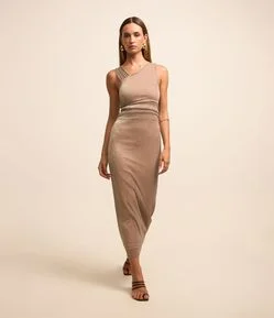 Vestido Reto Midi em Tule com Brilho e Alças Diferentes