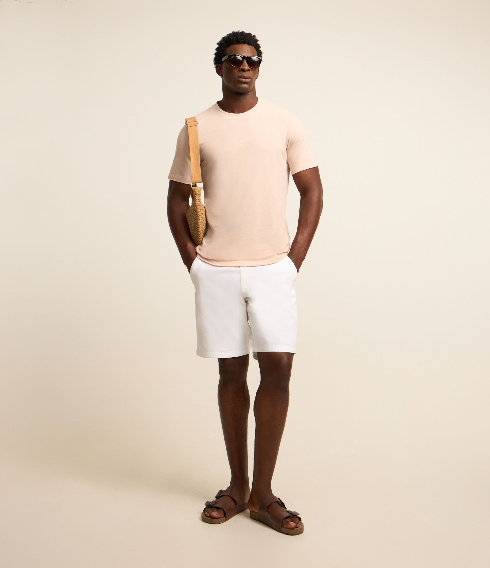 Camiseta Regular em Algodão com Textura Bege 2
