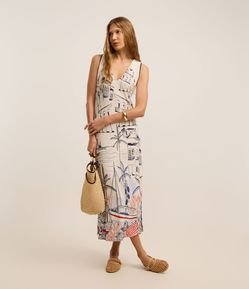 Vestido Midi em Viscose Gola V e Estampa de Coqueiros
