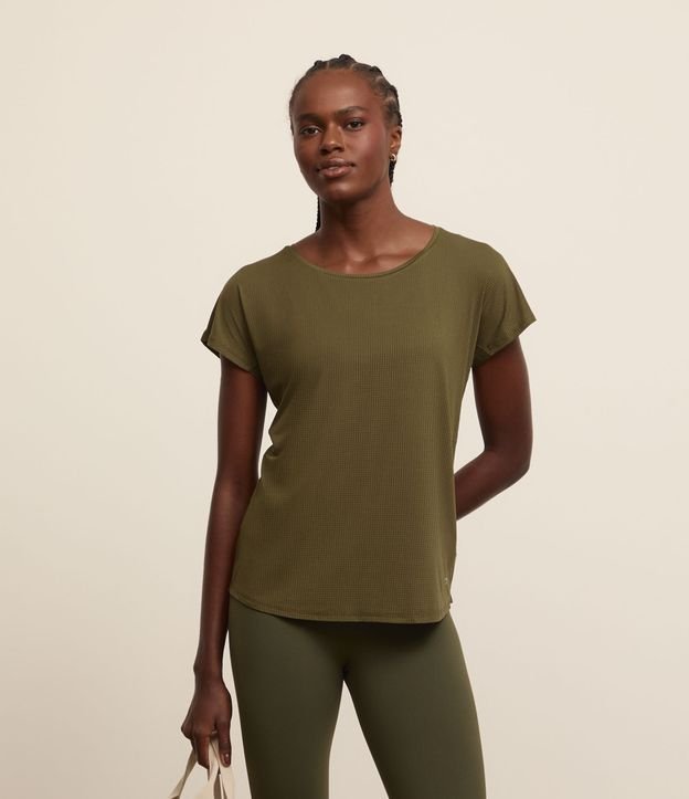 Camiseta em Microfibra com Decote Redondo