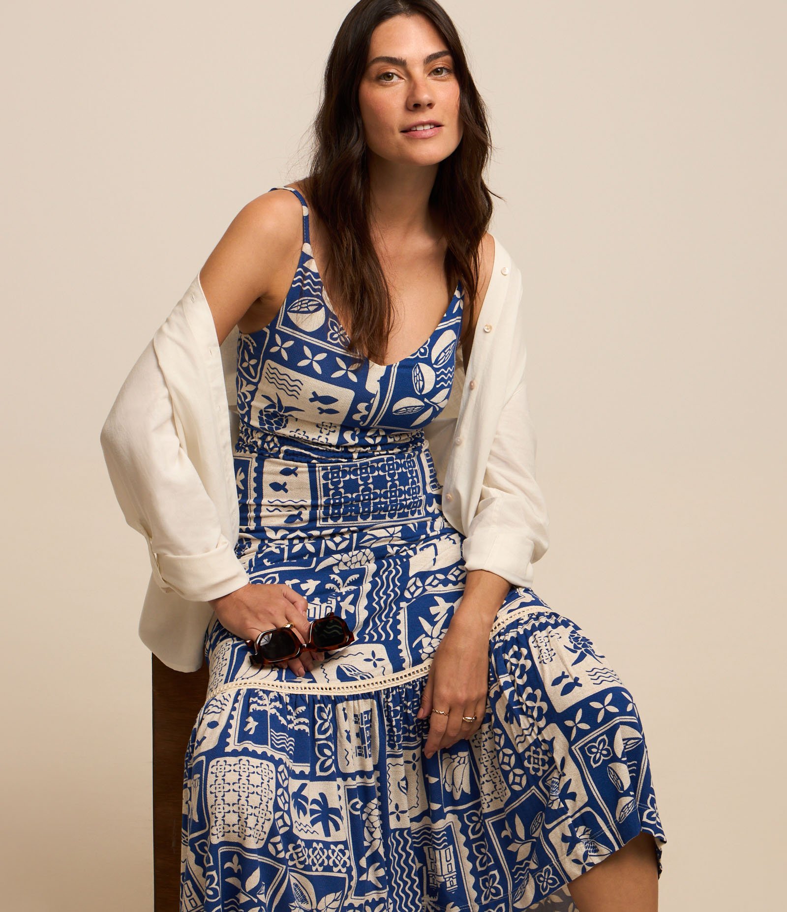 Vestido Evasê em Viscose com Alça Fina e Estampa Tropical Azul 5