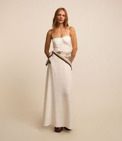 Vestido Evasê Midi em Viscose Texturizada com Alça Fina