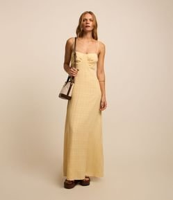 Vestido Evasê Midi em Viscose Texturizada com Alça Fina
