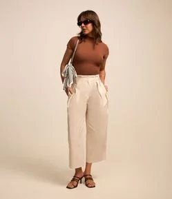 Calça Balloon em Tricoline com Efeito Empapelado e Pregas