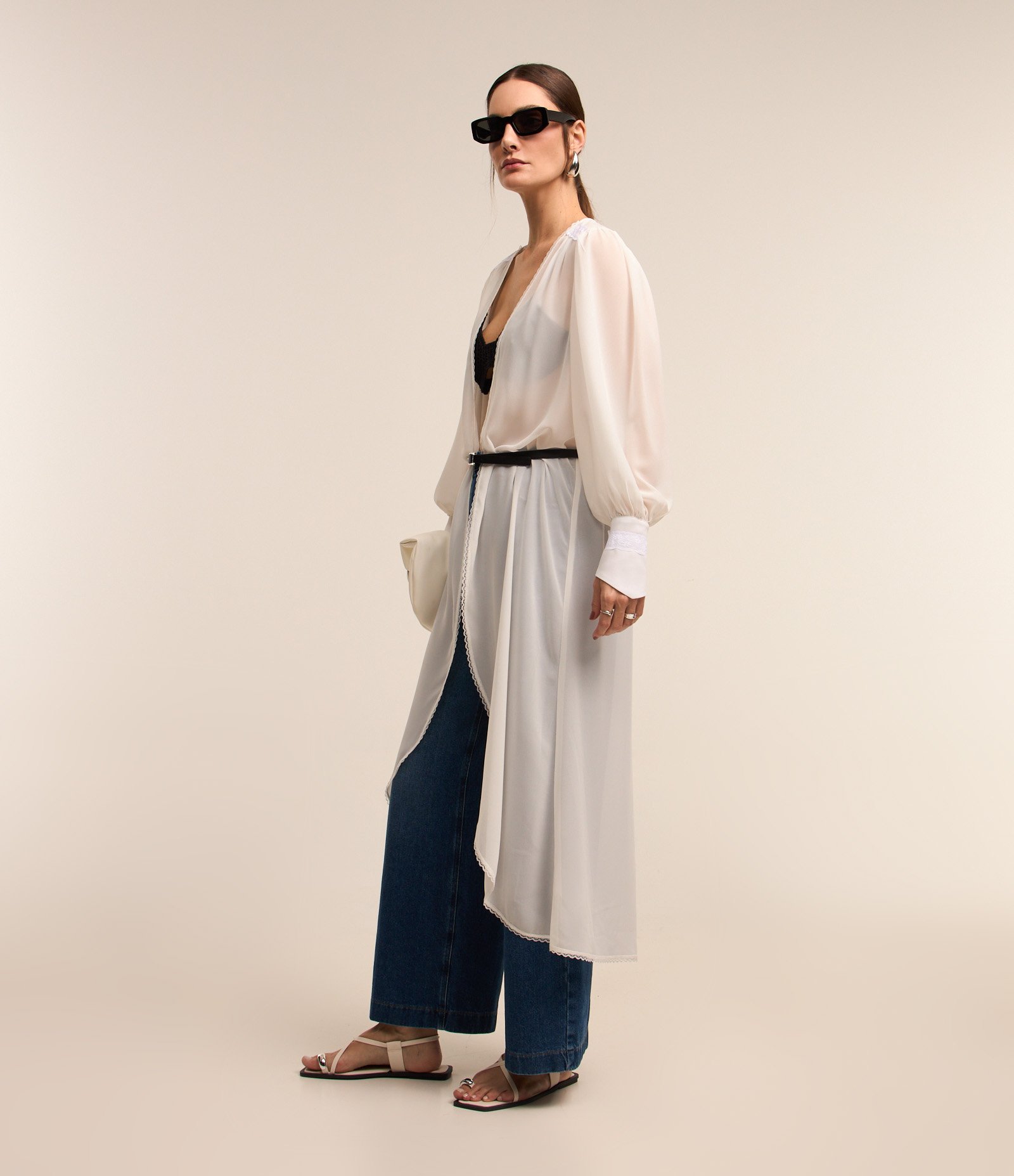 Top com Efeito Crochê e Elástico nas Costas Preto 3