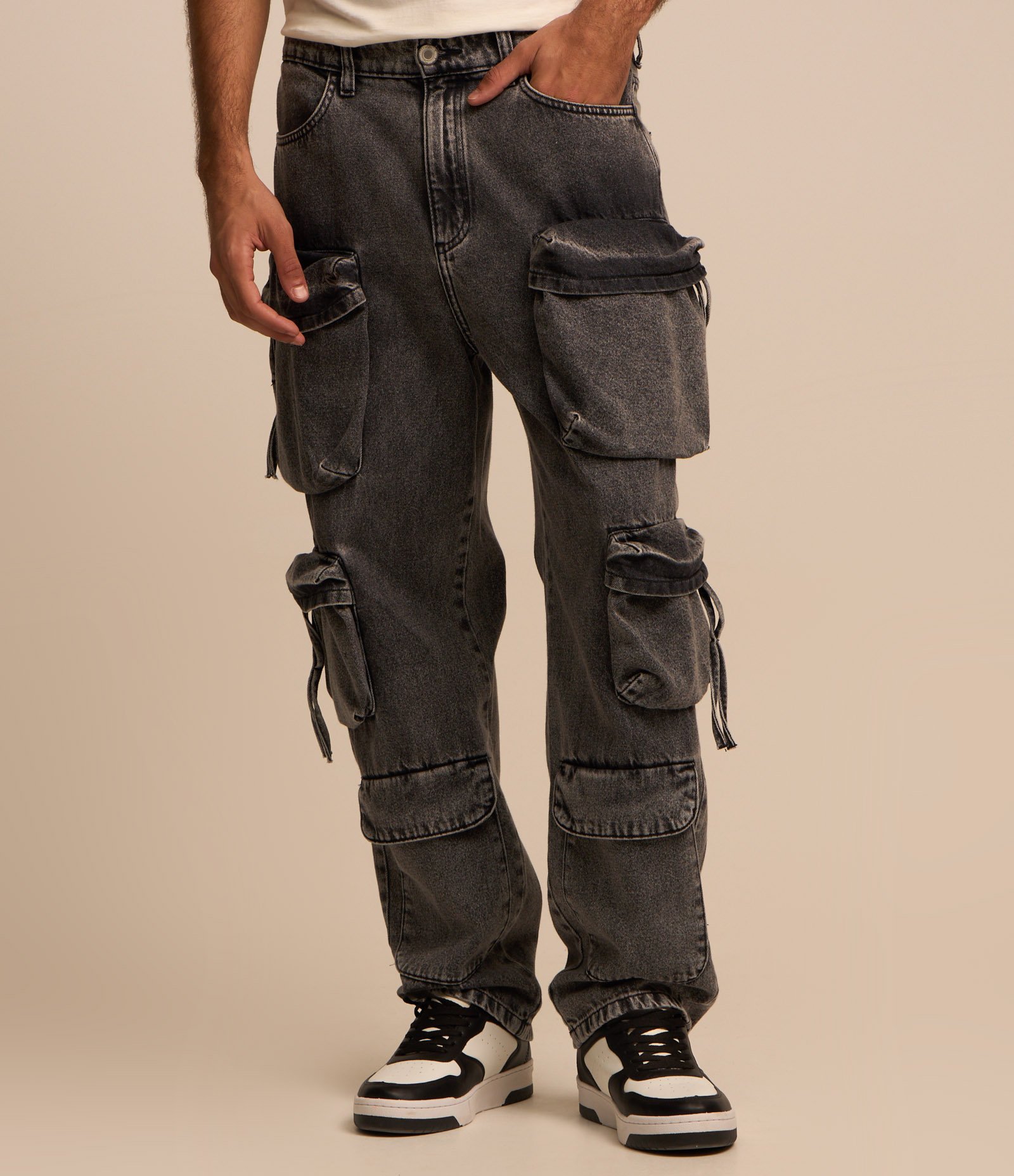 Calça Baggy em Jeans com Bolsos e Puxadores Cinza Escuro 3