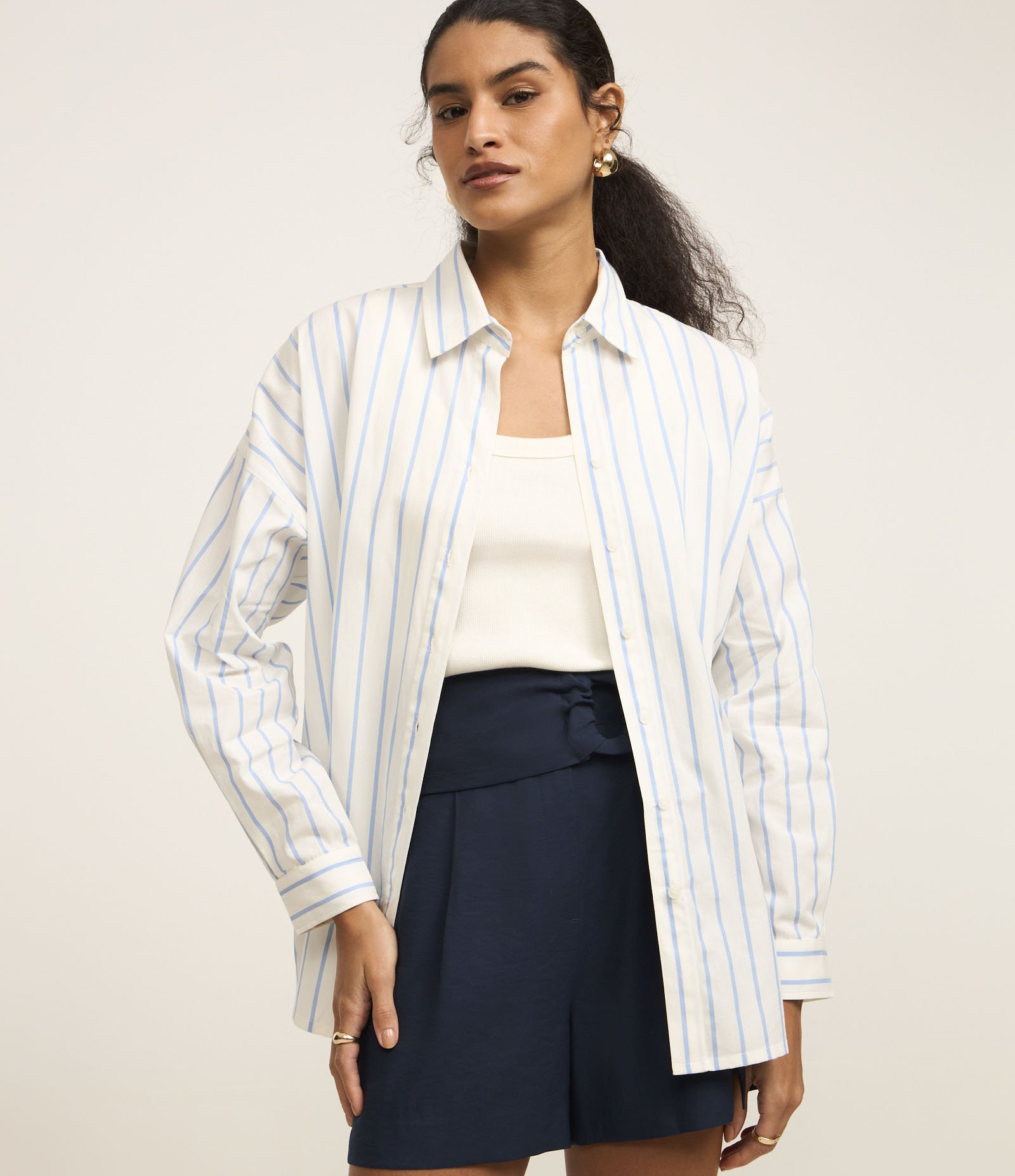 Camisa Manga Longa Listrada em Tricoline Branco/ Azul 1