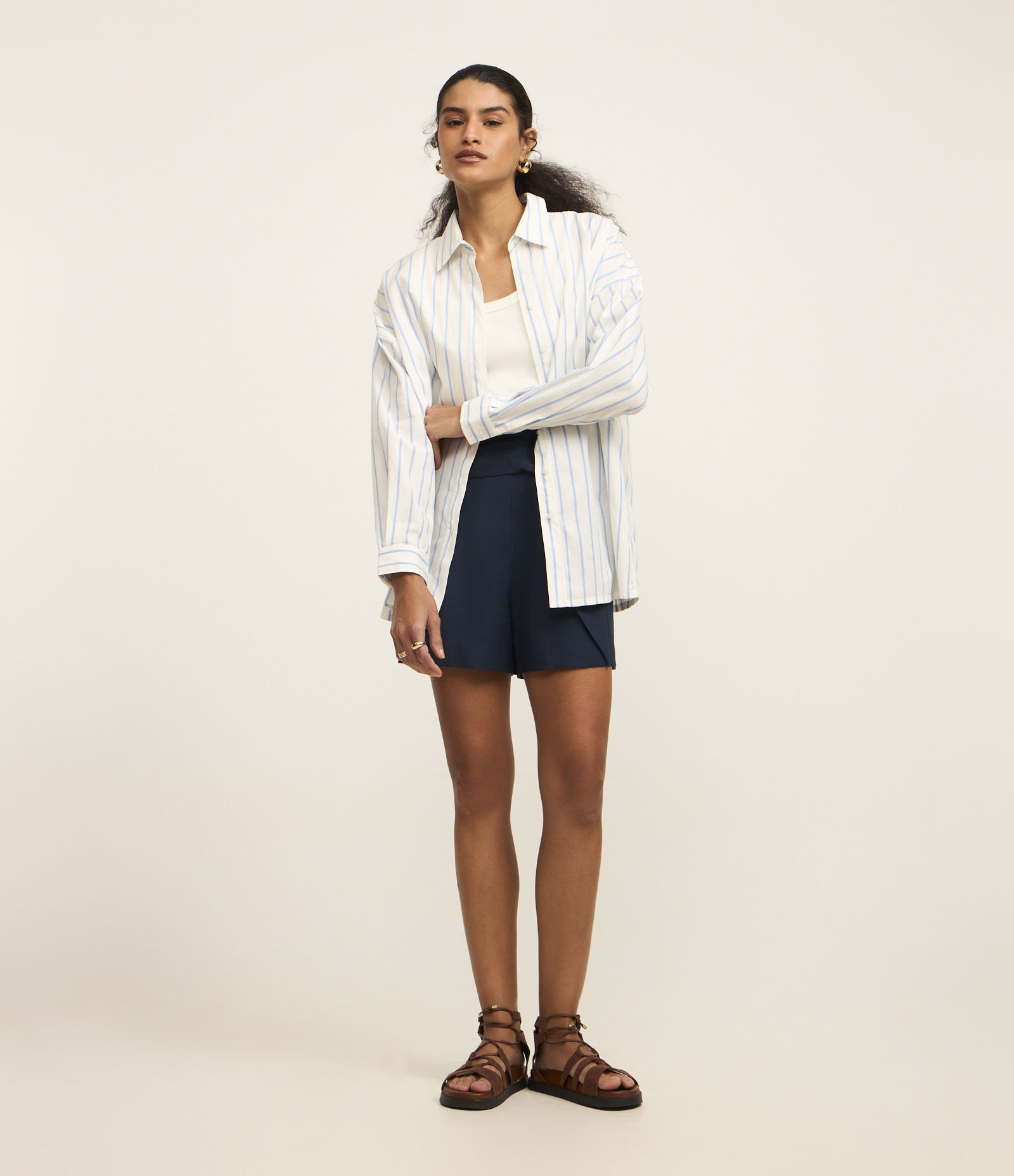 Camisa Manga Longa Listrada em Tricoline Branco/ Azul 2