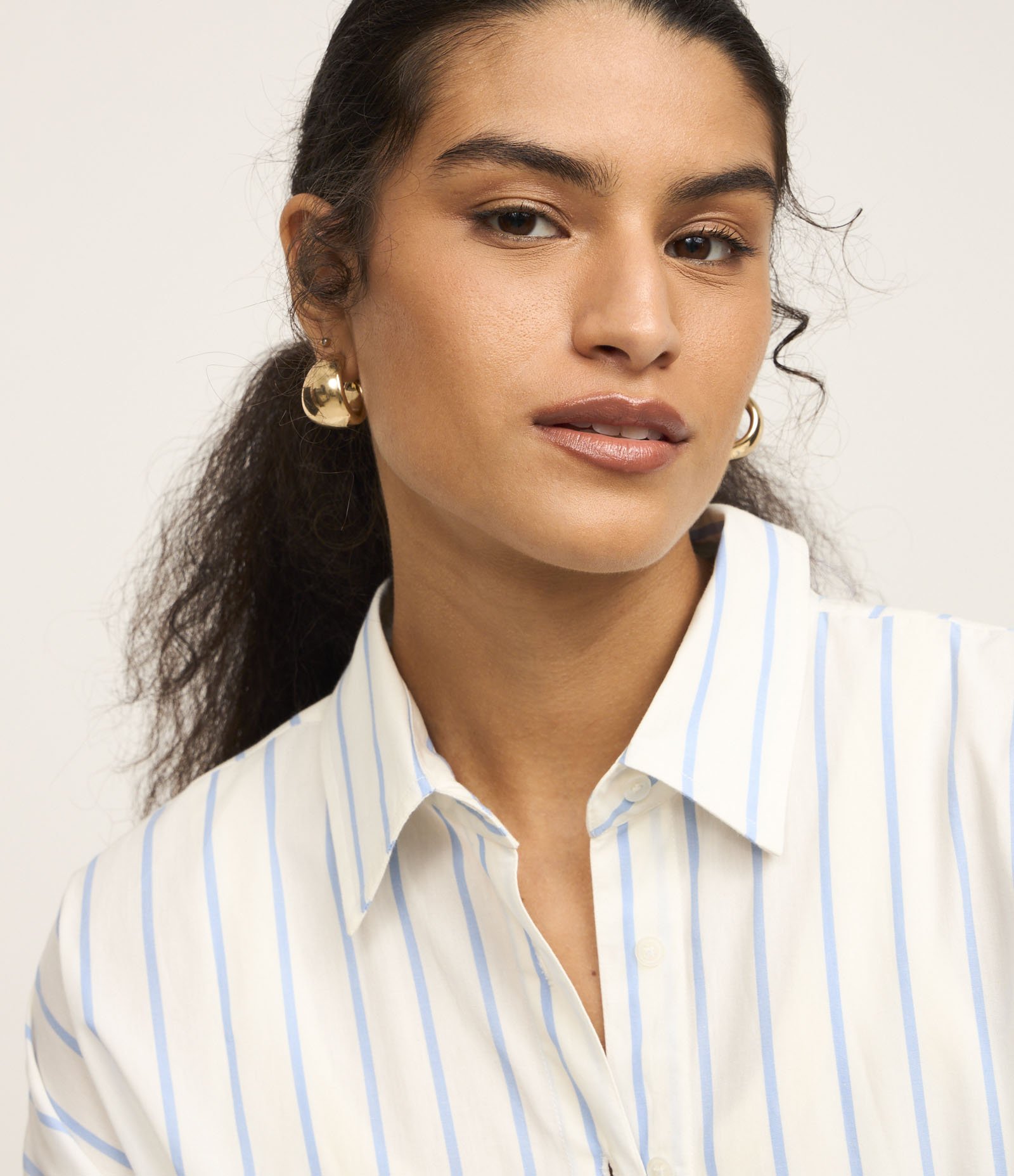 Camisa Manga Longa Listrada em Tricoline Branco/ Azul 4