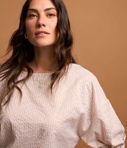 Blusa em Tricoline Listrado com Fio Tinto e Amarração nas Costas