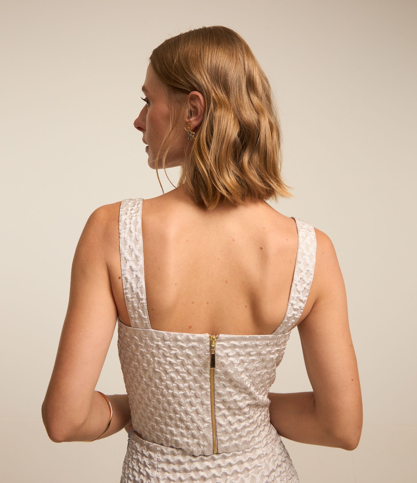 Blusa em Jacquard com Alças Largas Bege Claro 3