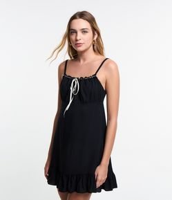 Vestido em Viscose com Detalhe de Amarração no Decote