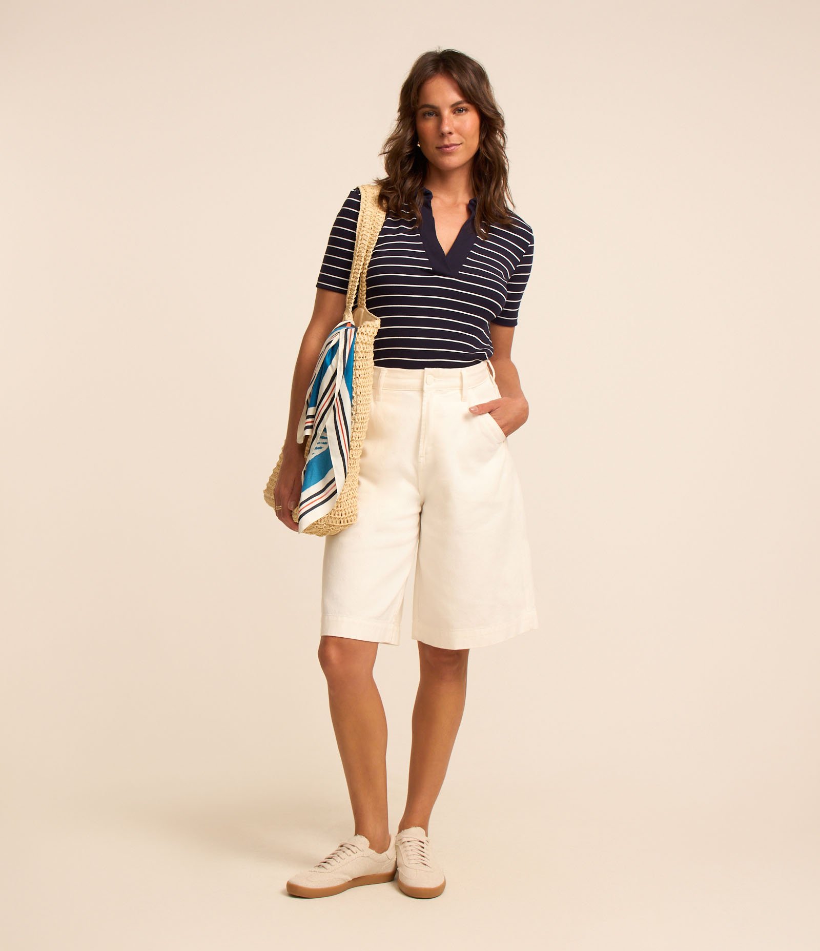 Blusa em Ribana com Gola Polo e Listras em Fio Tinto Azul Marinho e Branco 2