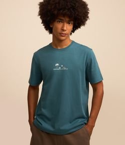 Camiseta Comfort em Algodão Peruano com Estampa Lettering