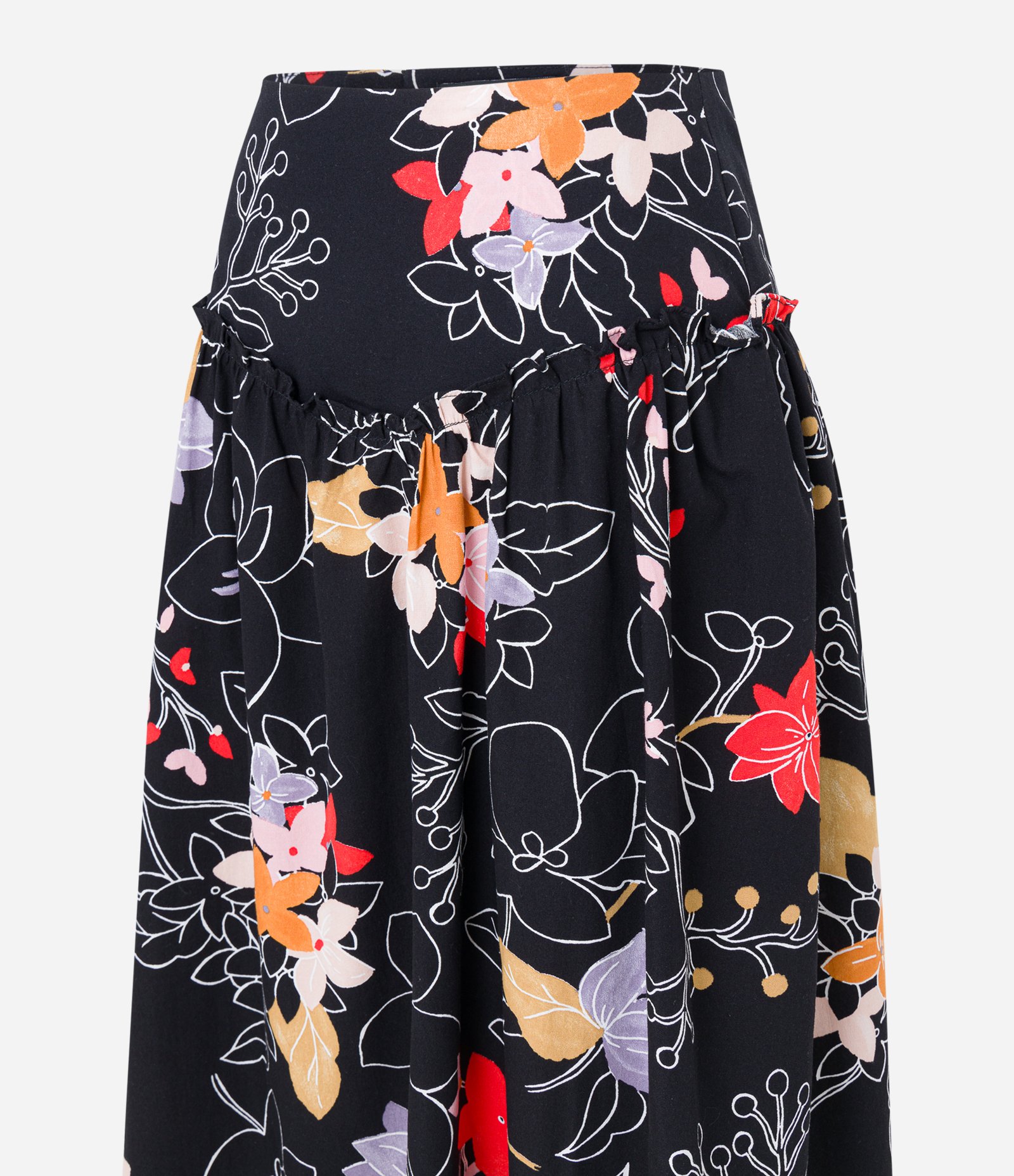 Saia Evasê Midi em Tricoline com Frufru e Flores Estampadas Preto 7