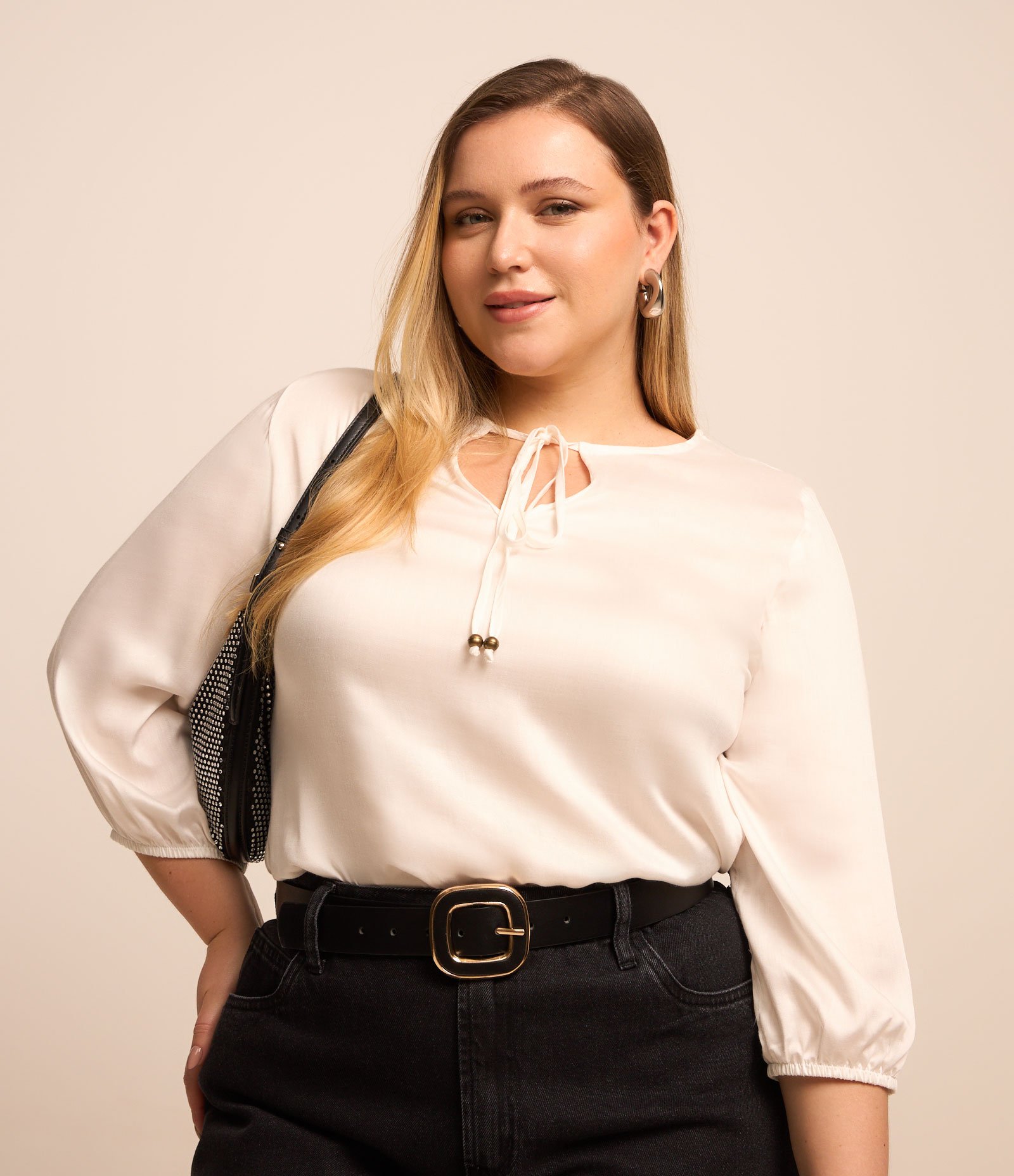 Blusa em Viscose com Manga 3/4 Curve & Plus Size Branco 2