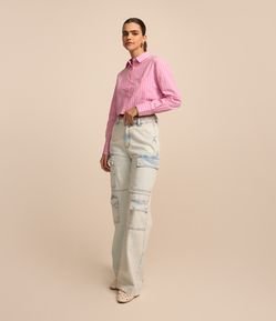 Calça Wide Leg Jeans com Cintura Alta e Bolsos Cargos