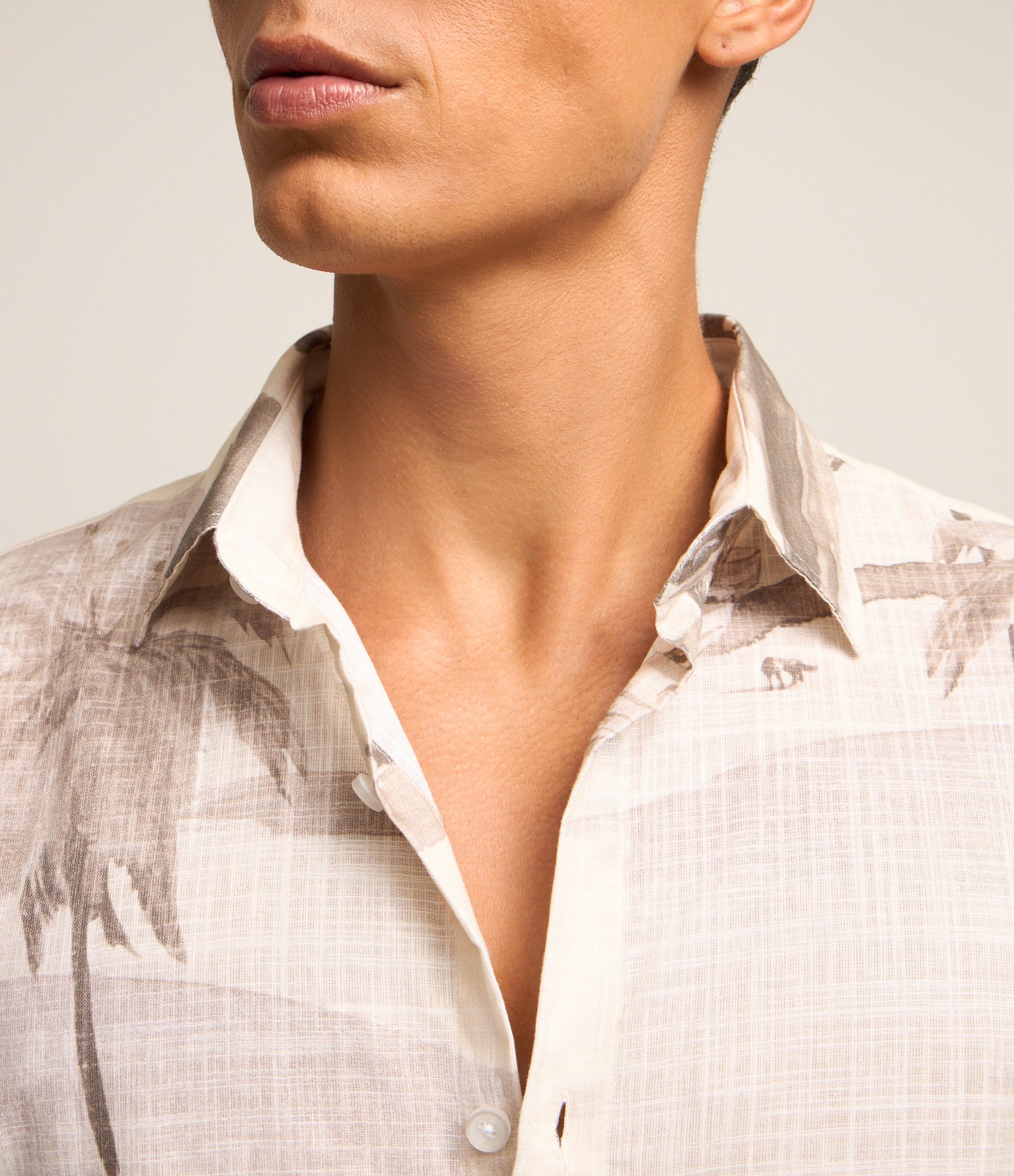 Camisa Regular em Voil com Estampa de Praia Off White 4