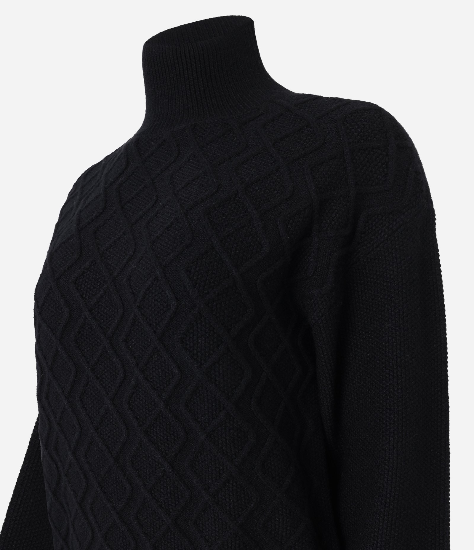 Suéter em Tricot com Gola Alta e Bordado de Losangos Preto 6