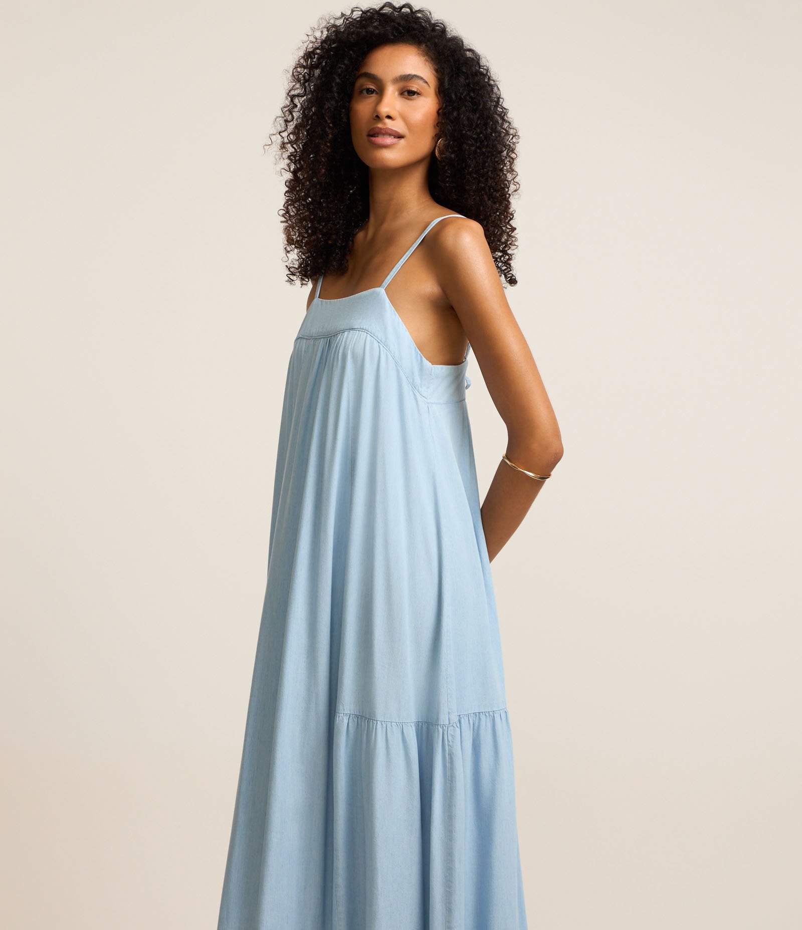 Vestido Longo em Jeans Amarração e Fenda Azul 2